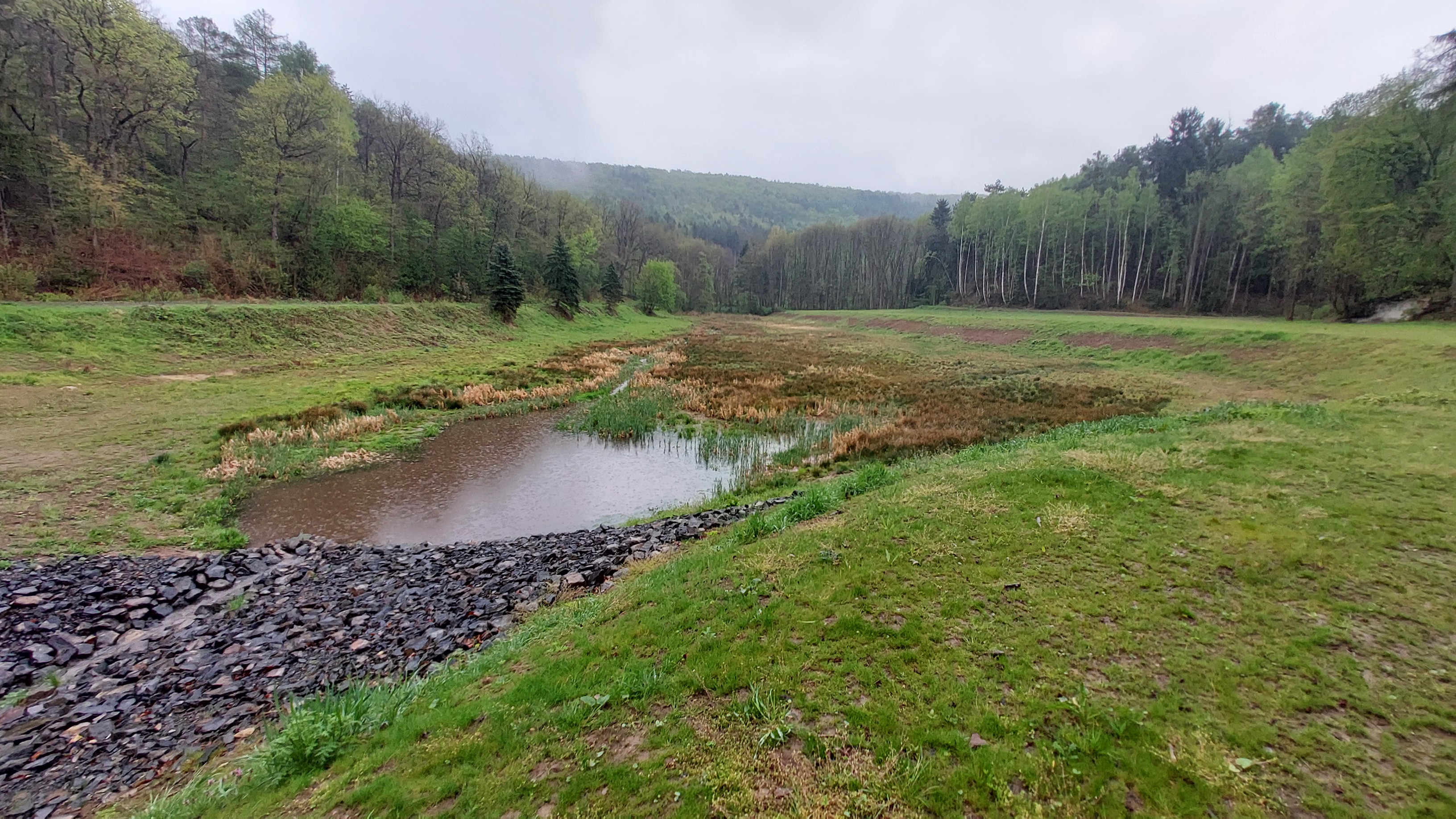 Stradonice rozsáhlá zátopa před napuštěním