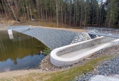 Na Domažlicku vybudovaly Lesy ČR novou nádrž