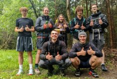 Skauti během své cesty po Šumavě pomohli v lese