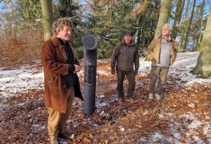 Poesiomat se koncem listopadu poprvé rozezněl v křivoklátských lesích